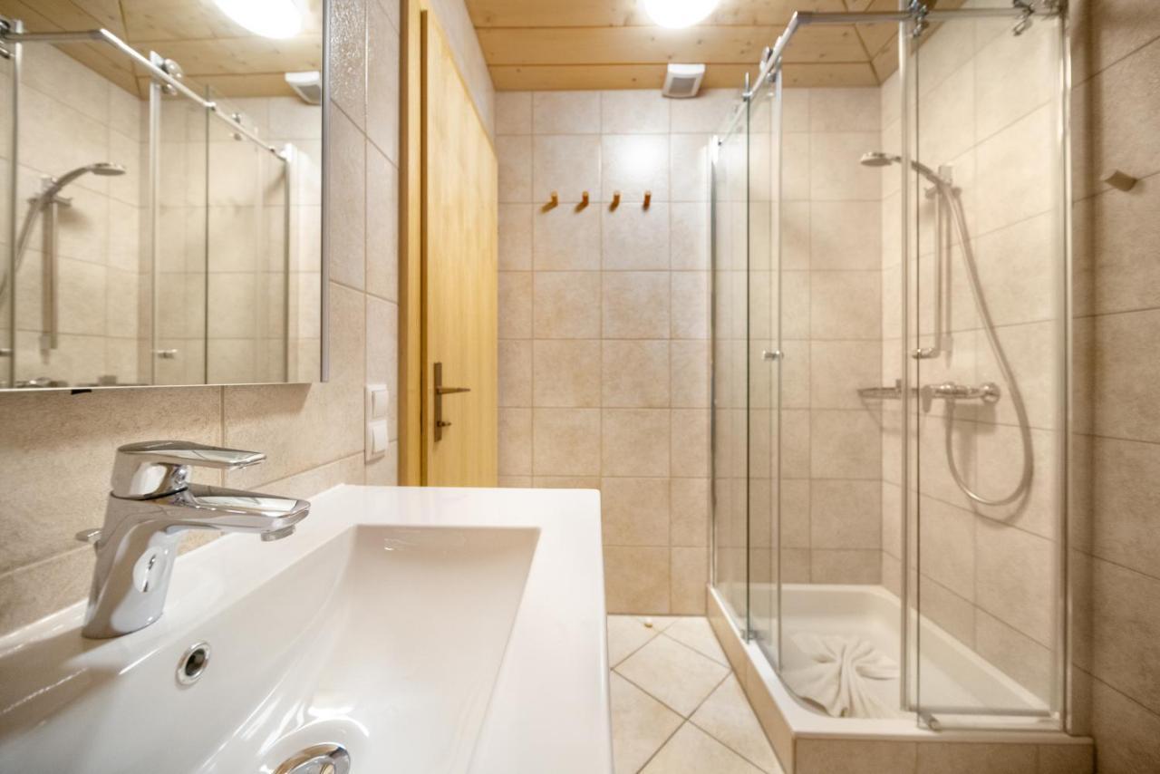 Apartmenthaus Matri By Pferd Auf Wolke Wald am Arlberg Eksteriør billede
