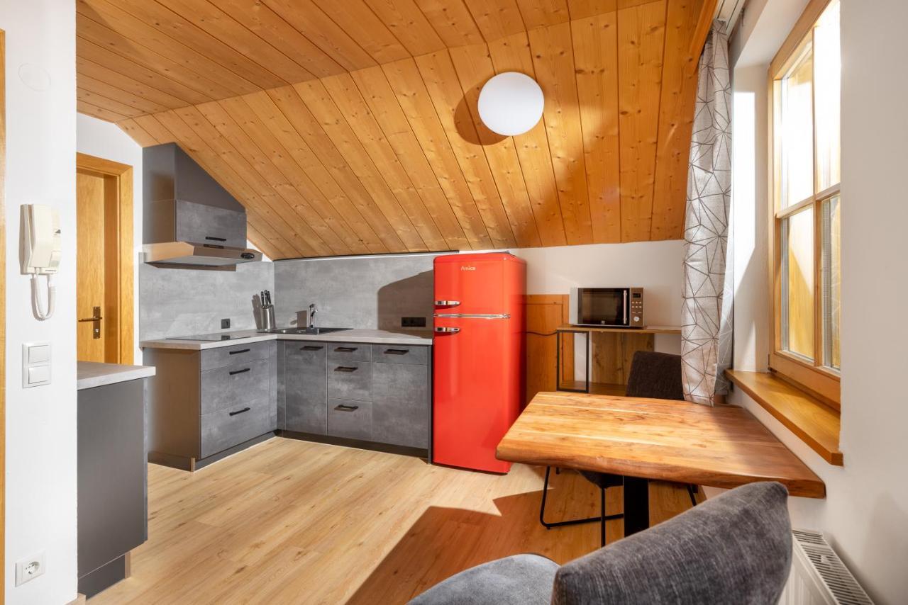 Apartmenthaus Matri By Pferd Auf Wolke Wald am Arlberg Eksteriør billede
